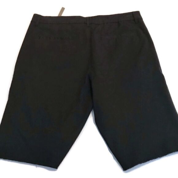 NWT ASOS Black Shorts With Raw Hem Sz 32 - Picture 2 of 8